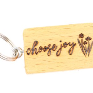 Breloc din lemn reciclat "Choose joy" | Deco Sara's Handmade
