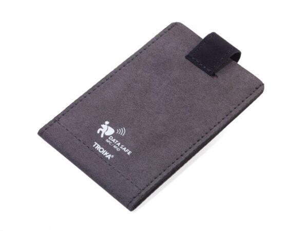 Portcard - Velvet Safe Credit Card Holder | Troika