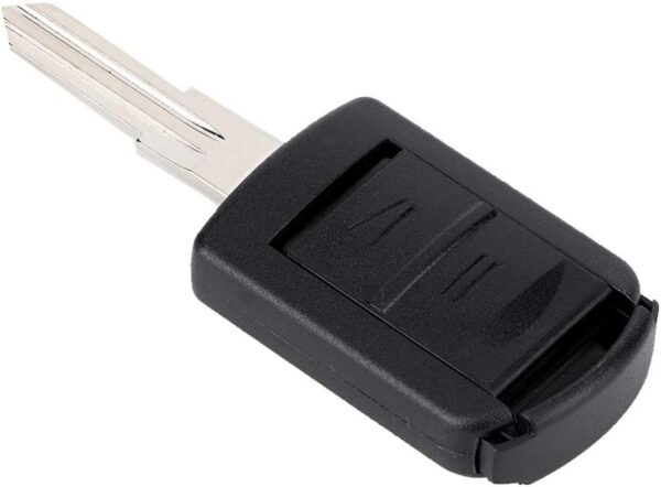 Carcasa cheie auto Techstar cu 2 butoane si lama cu canelura stanga – compatibila Opel Corsa C