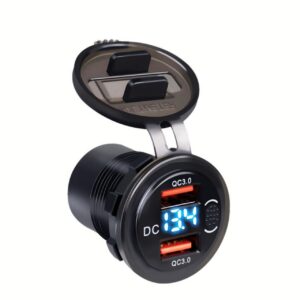Incarcator Auto QC3.0 Dual USB Rezistent la Apa cu Voltmetru și Comutator